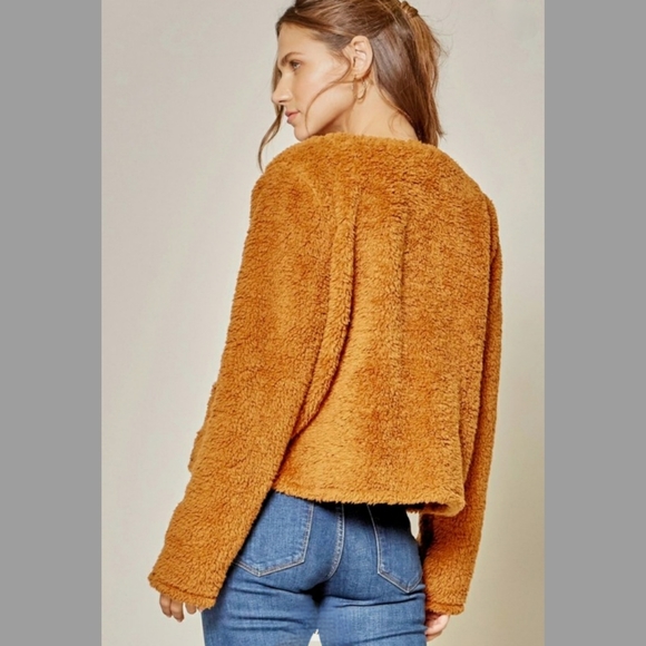 NWT Embroidered Boho Style Faux Fur Jacket - Picture 3 of 8